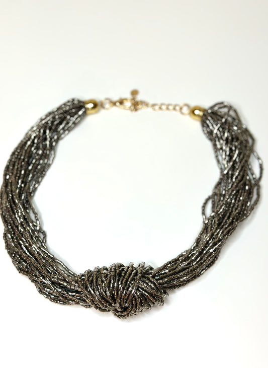 COLLAR NUDO