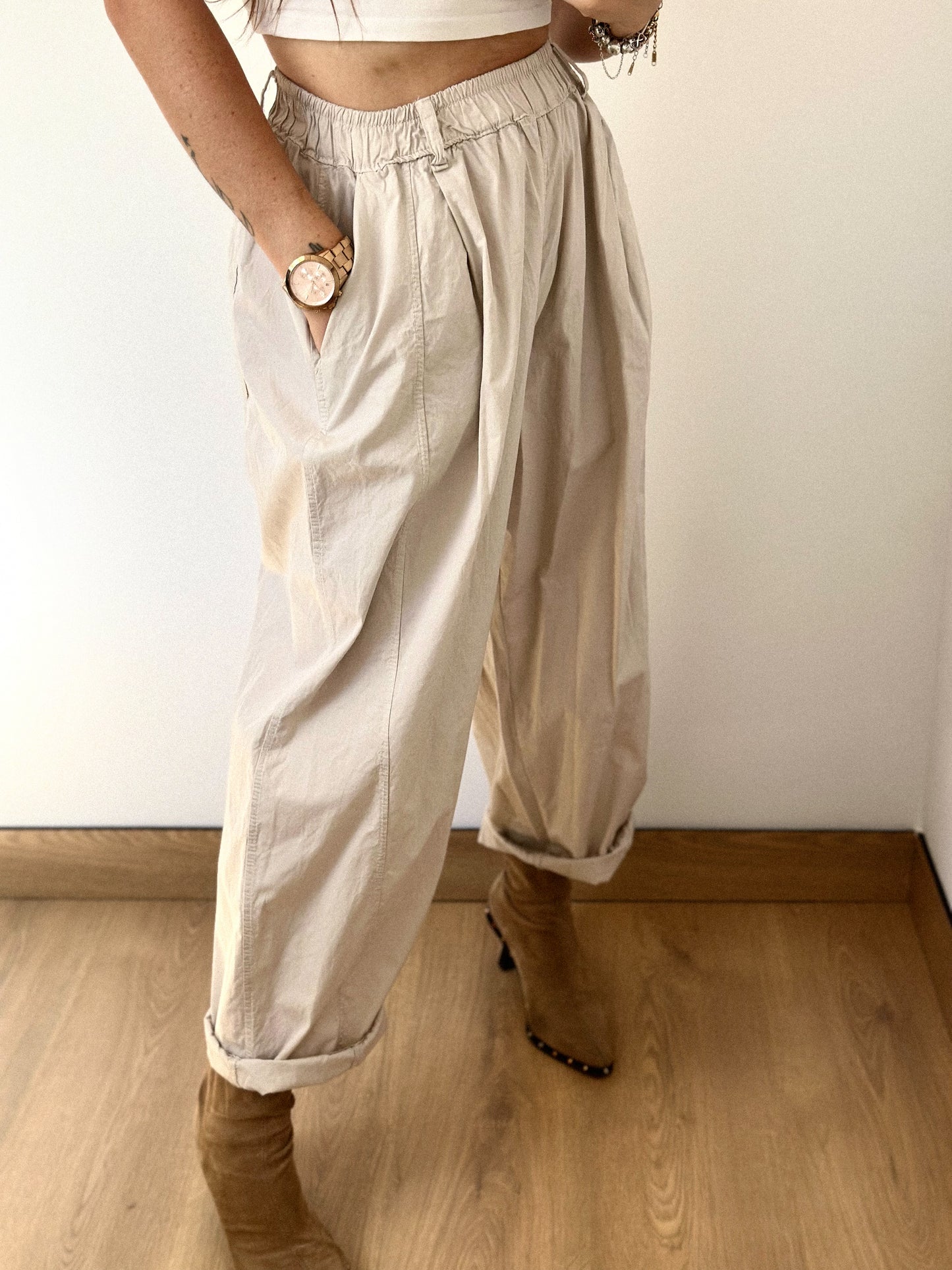 PANTALÓN BALLOON CON CINTURÓN