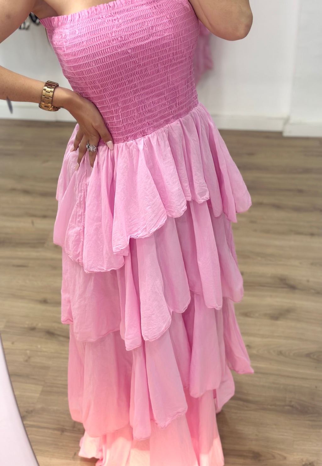 VESTIDO PREMIUM VOLANT