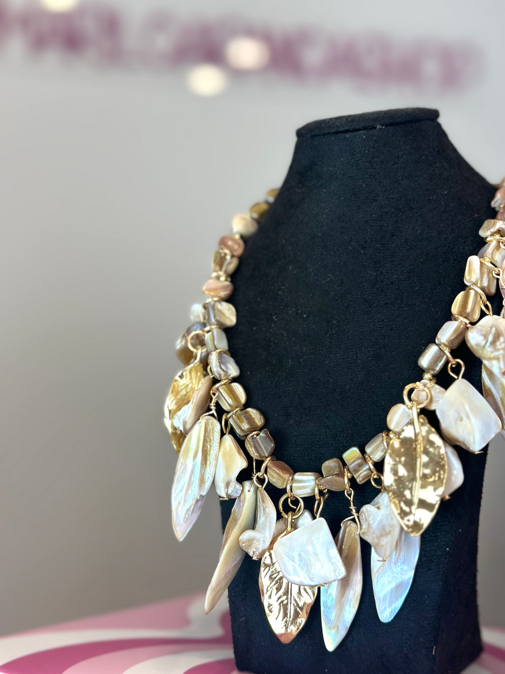 COLLAR PIEDRAS