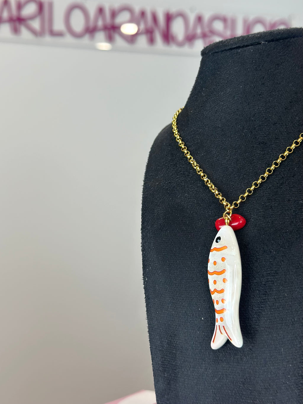 COLLAR PEZ